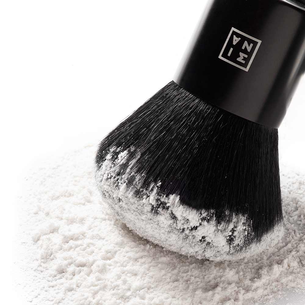 3INA Makeup | The Kabuki Brush | Vegan
