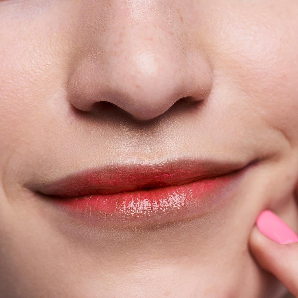 3INA Makeup | The Shiny Lipstick 209 Red | Vegan