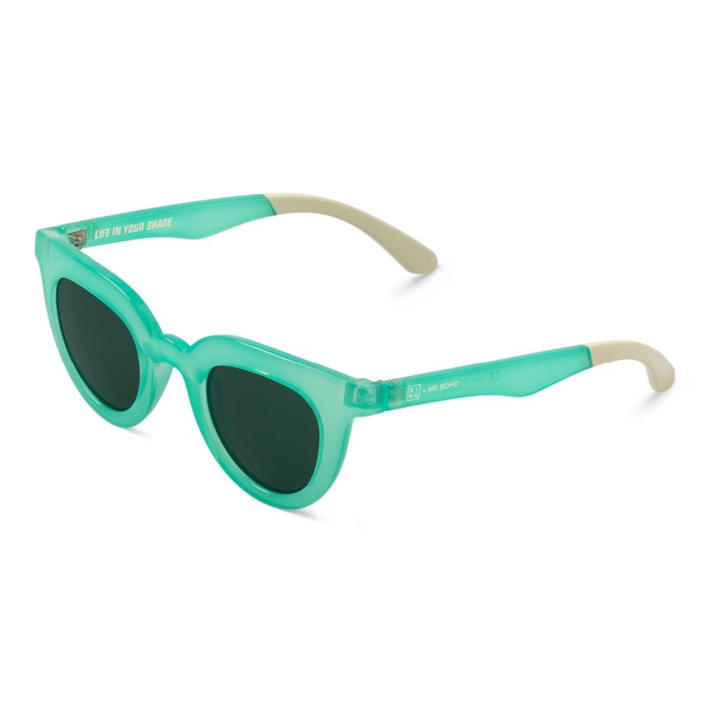 Hayes Sunglasses and The Cream Eyeshadow 303